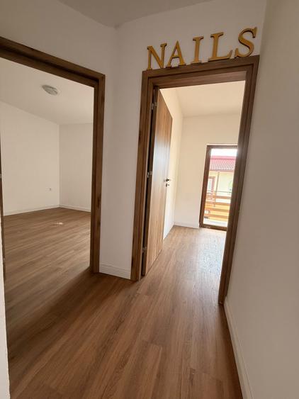 Spațiu comercial, de 77 mp, în Florești