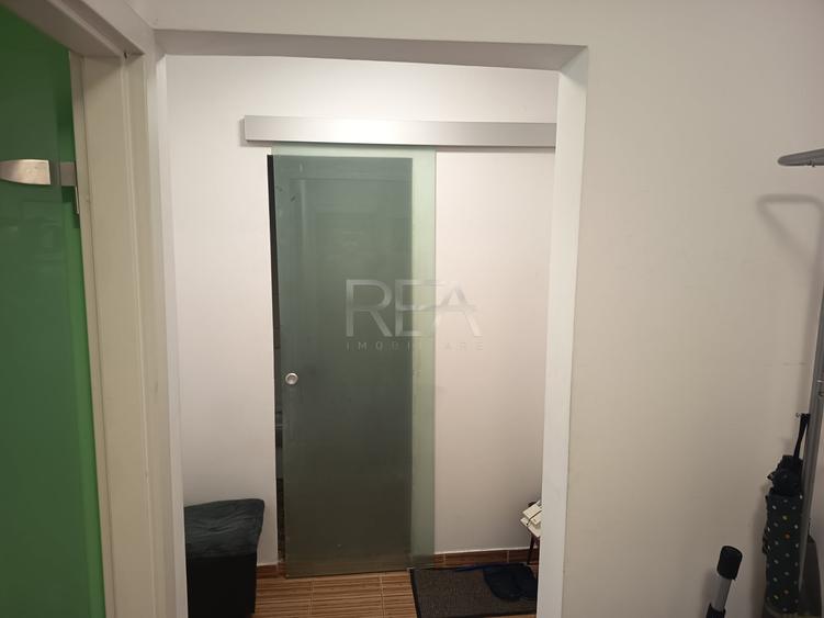 Apartament cu 2 camere decomandat, mobilat în Berceni