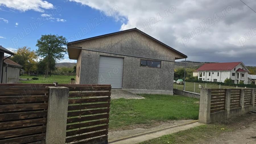 Spațiu comercial, de 400 mp, în Pârscov