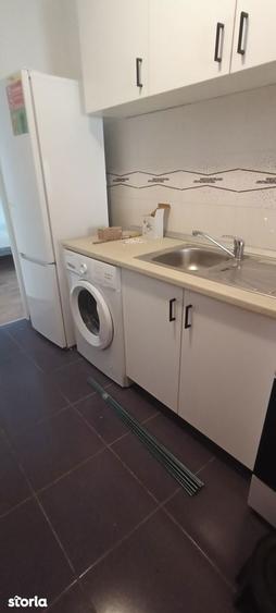 Apartament cu 10 camere în Ion Creangă