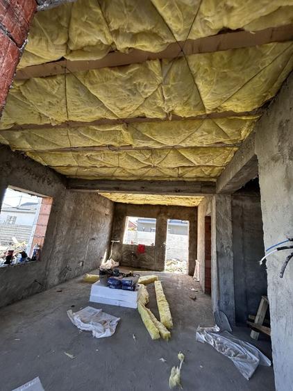 Casă cu 2 camere în Berceni