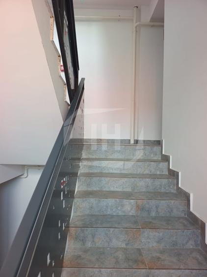 Apartament 3 camere, parcare, finisat, intermediar, curte, zona Pod Ira - 16