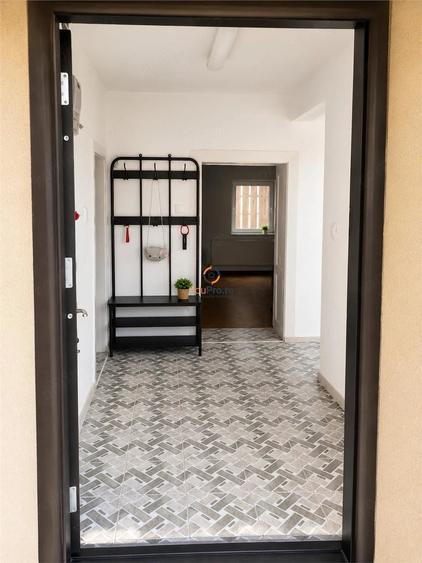 Casă cu 3 camere cu Teren 100 Mp în Moșnița Nouă