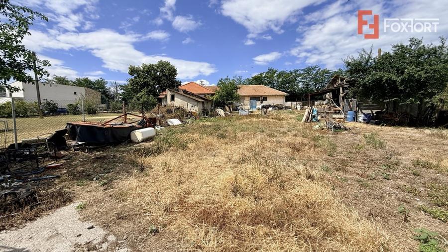Casă individuală cu 5 camere cu Canalizare în Halânga