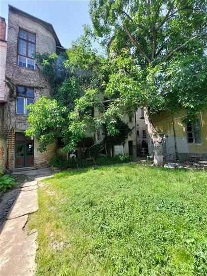 Apartament cu 4 camere decomandat în Ultracentral