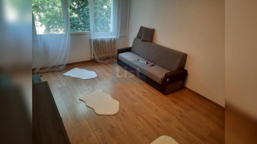 Apartament cu 3 camere decomandat în Ghencea