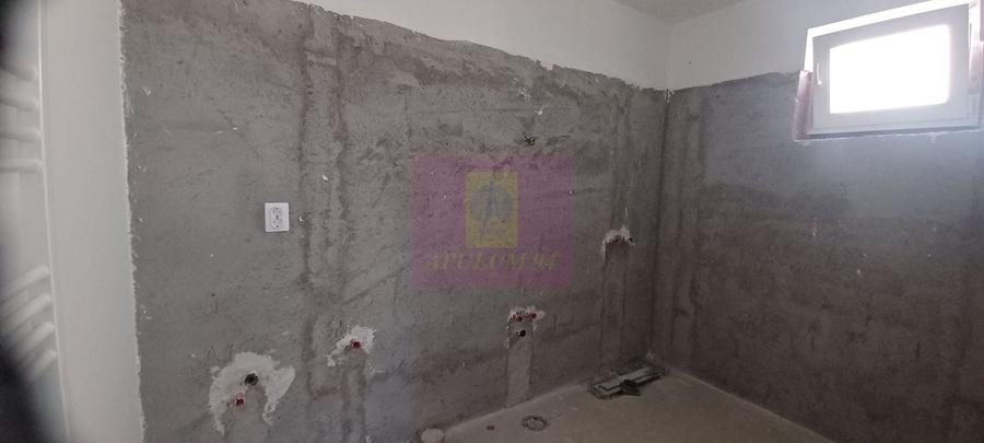Casă individuală cu 3 camere cu Teren 400 Mp în Săbăreni