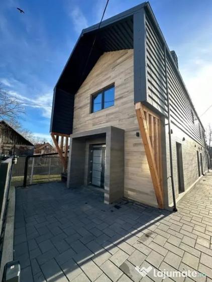 Casă cu 6 camere cu Teren 300 Mp în Rădăuți