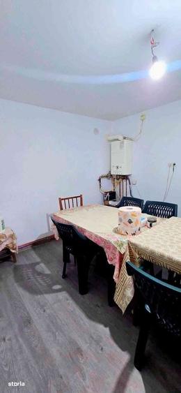 Casă cu 4 camere cu Teren 551 Mp în Orlești