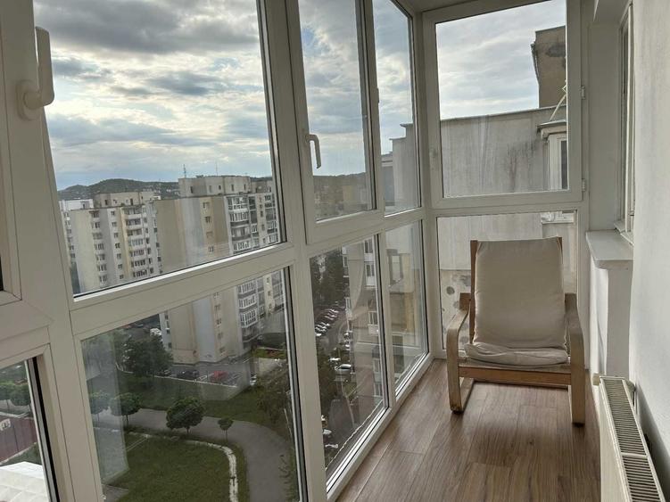 Inchiriez apartament 2 camere, pentru 1-2 persoane, in Manastur, pe str. Vidraru, decomandat - 2