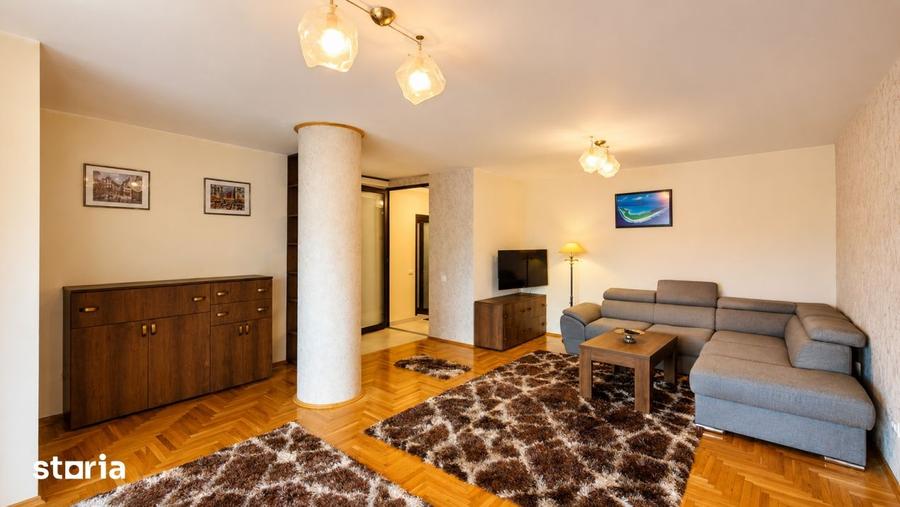 Apartament cu 3 camere, mobilat în 13 Decembrie