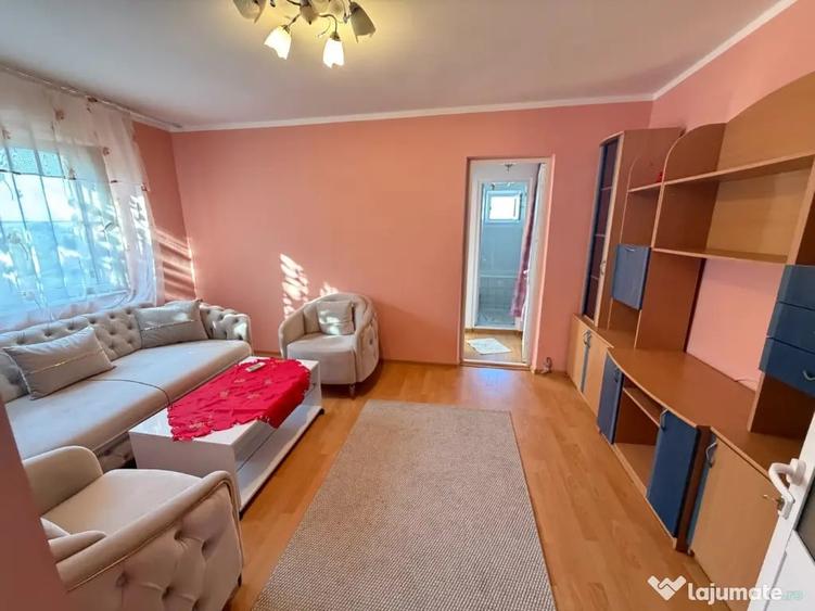 Apartament cu 2 camere semidecomandat în Neptun