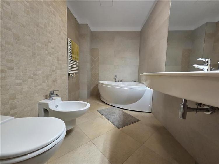 Apartament 3 camere cu priveliste superba in Bellevue Residence - 24