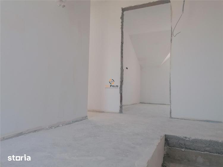 Casă cu 4 camere cu Teren 200 Mp în Sânandrei