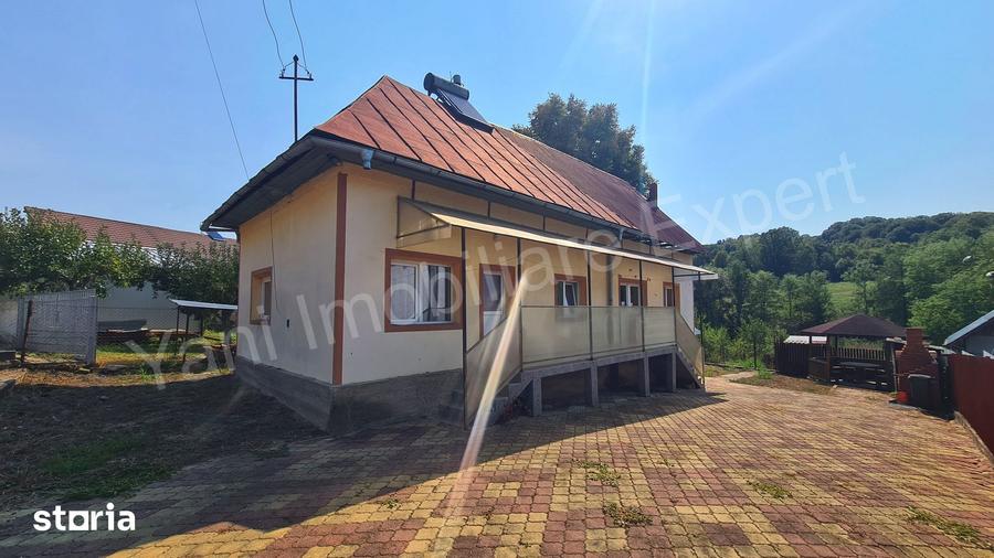Casă cu 3 camere cu Teren 1112 Mp în Valea Iașului