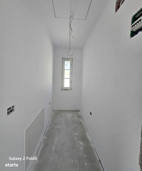 Casă cu 4 camere în Nufărul