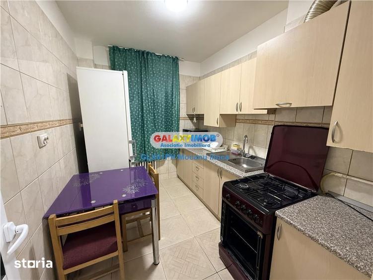Apartament cu 2 camere semidecomandat, mobilat în Andrei Mureșanu