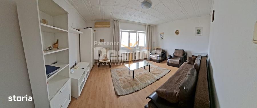 Apartament cu 3 camere decomandat în 13 Septembrie