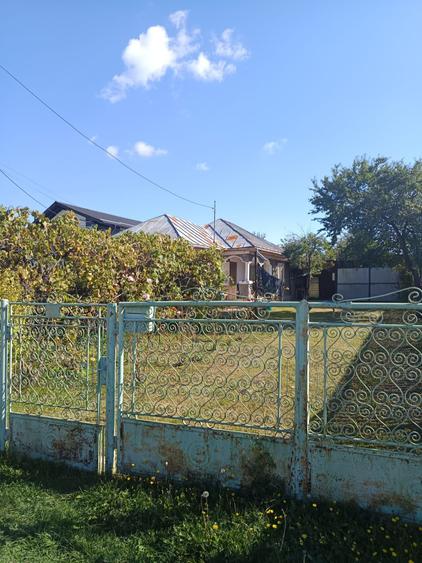 Casă cu 4 camere în Mislea