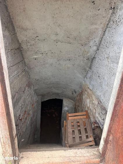 De vanzare casa in Roman, zona Pietei Mari, teren de 1300mp - 20