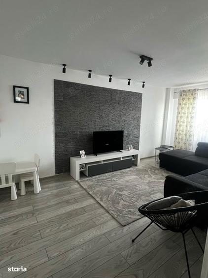 Apartament cu 3 camere decomandat, mobilat în Astra