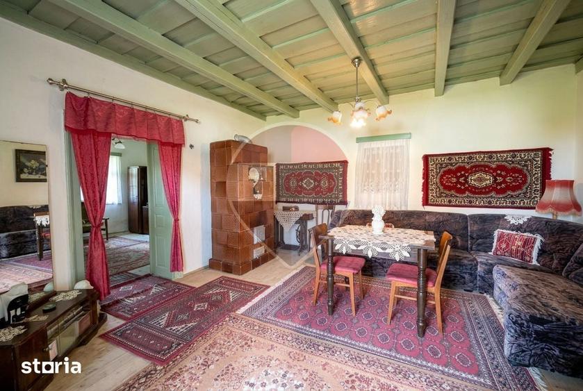 Casă cu 2 camere cu Teren 3618 Mp în Moldovenești