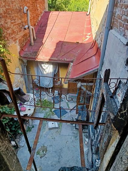 Casa 4 camere Piata Victoriei Constantin Caracas - 1