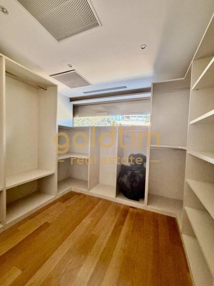 Apartament cu 5 camere decomandat, mobilat în Primăverii