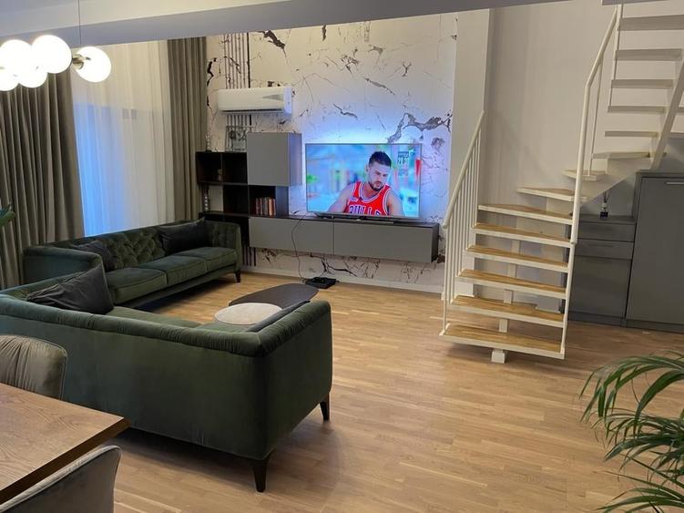 Apartament cu 3 camere decomandat în Barbu Văcărescu