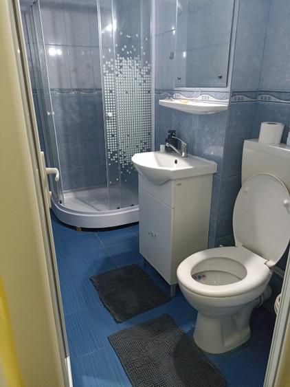 Garsonieră decomandată în Steaua