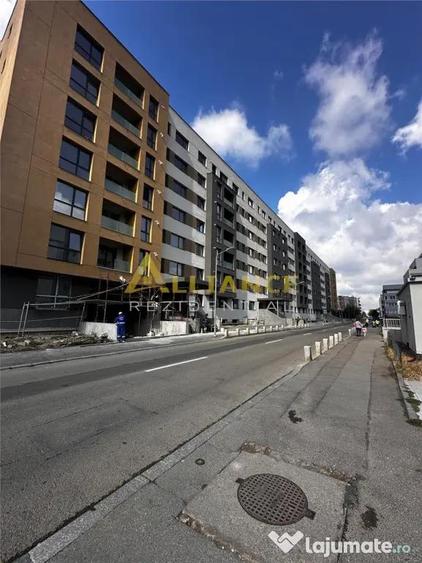 Apartament cu 2 camere decomandat în Metalurgiei