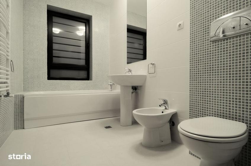 Apartament cu 4 camere în Băneasa