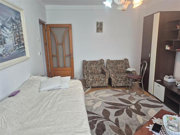 Apartament 3 camere decomandat Pacurari Iasi - 2