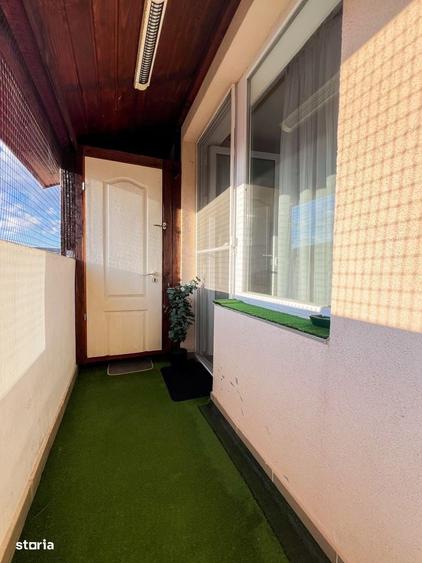 Apartament cu 4 camere semidecomandat în Florești