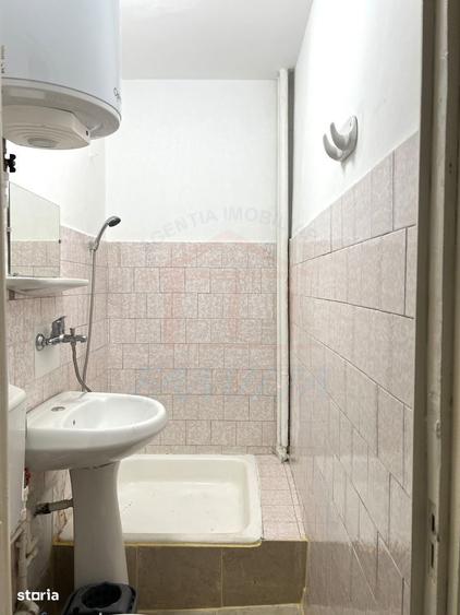 Garsonieră în Micro 19