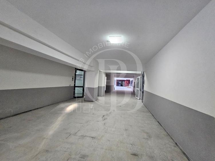 Apartament cu 4 camere decomandat în Theodor Pallady