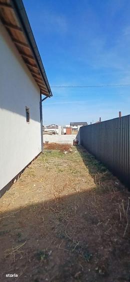 Casă cu 3 camere cu Teren 261 Mp în Berceni