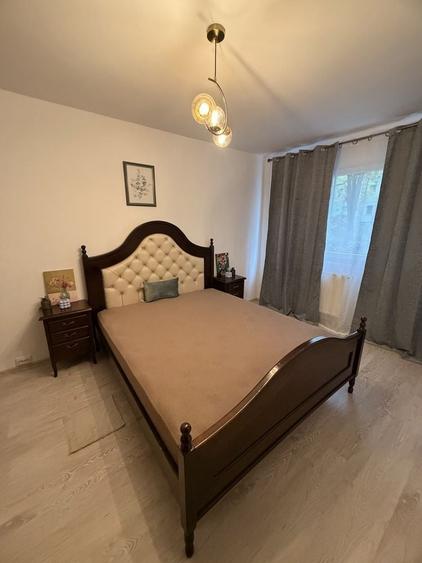 Apartament cu 2 camere decomandat în Exterior Vest