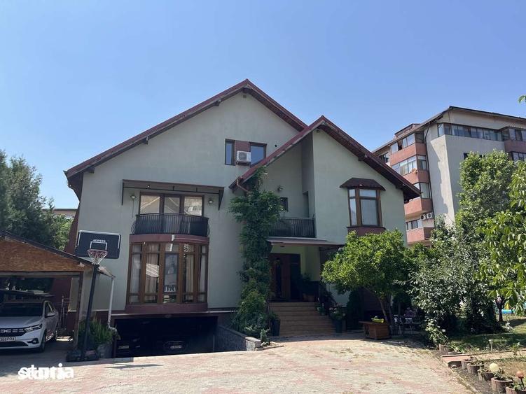 Teren de 3535 mp, în Valea Oltului