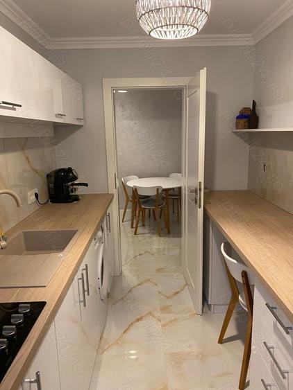 Apartament cu 3 camere decomandat în Decebal