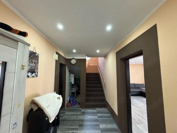 Casă cu 4 camere cu Teren 500 Mp în Sânmihaiu Român