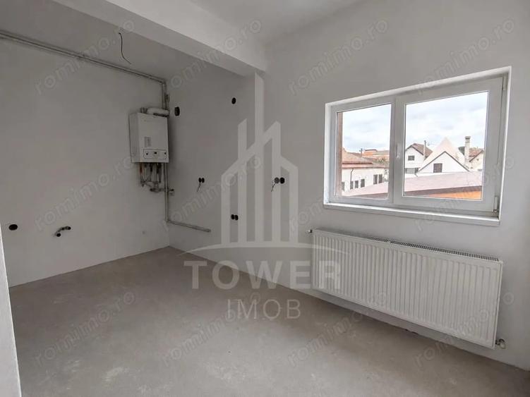 Apartament cu 3 camere decomandat în Turnișor
