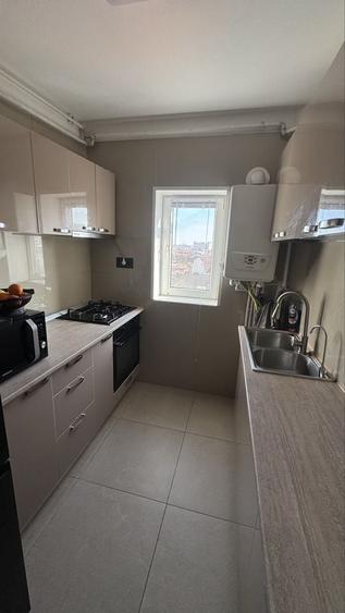 Apartament cu 2 camere semidecomandat în Basarab