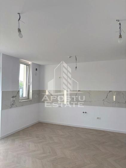 Garsonieră decomandată în Aradului