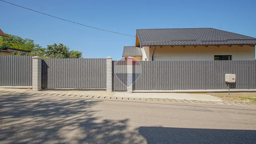 Casa noua langa Bra?ov, curte insorita ?i vedere p... - 6