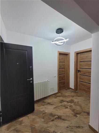 Casă individuală cu 4 camere cu Teren 249 Mp în Brătianu