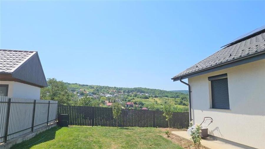 Casa 3 dormitoare, 2 bai, Moderna, zona Magura - 16