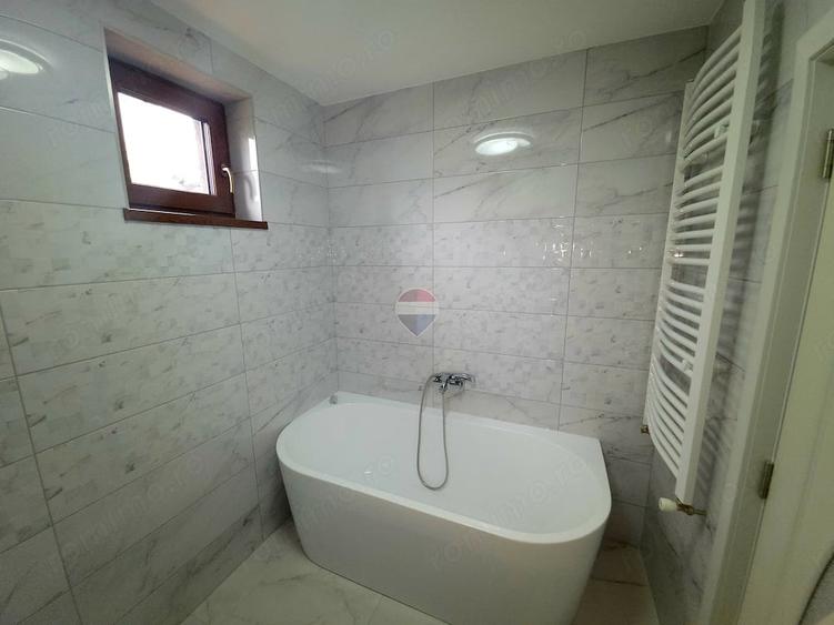 Apartament cu 2 camere decomandat în Calea Romanului