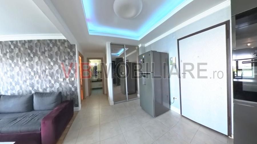 Apartament cu 2 camere semidecomandat, mobilat în Tei