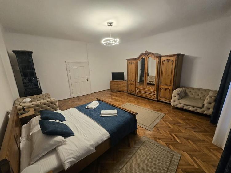 Apartament cu 3 camere decomandat în Ultracentral